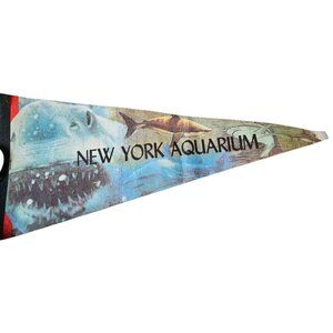 New York Aquarium Travel Souvenir Vintage Large Felt Pennant Flag Banner 28"